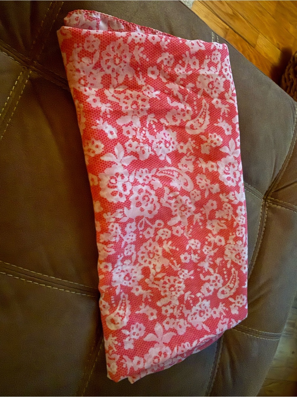 12 scarfs. All different styles and colors. Selling in a lot. All for